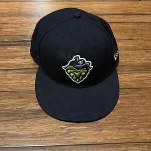 New Era Hillsboro Hops Minor League Baseball Fitted Hat 7 1/2